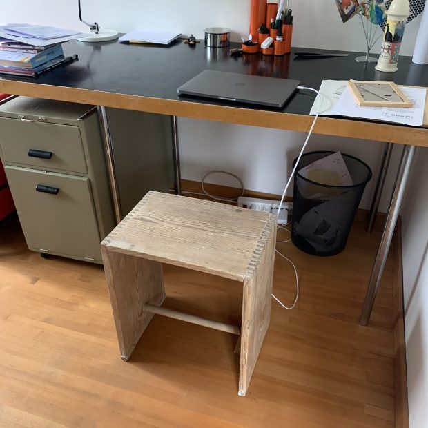 Hocker im Büro